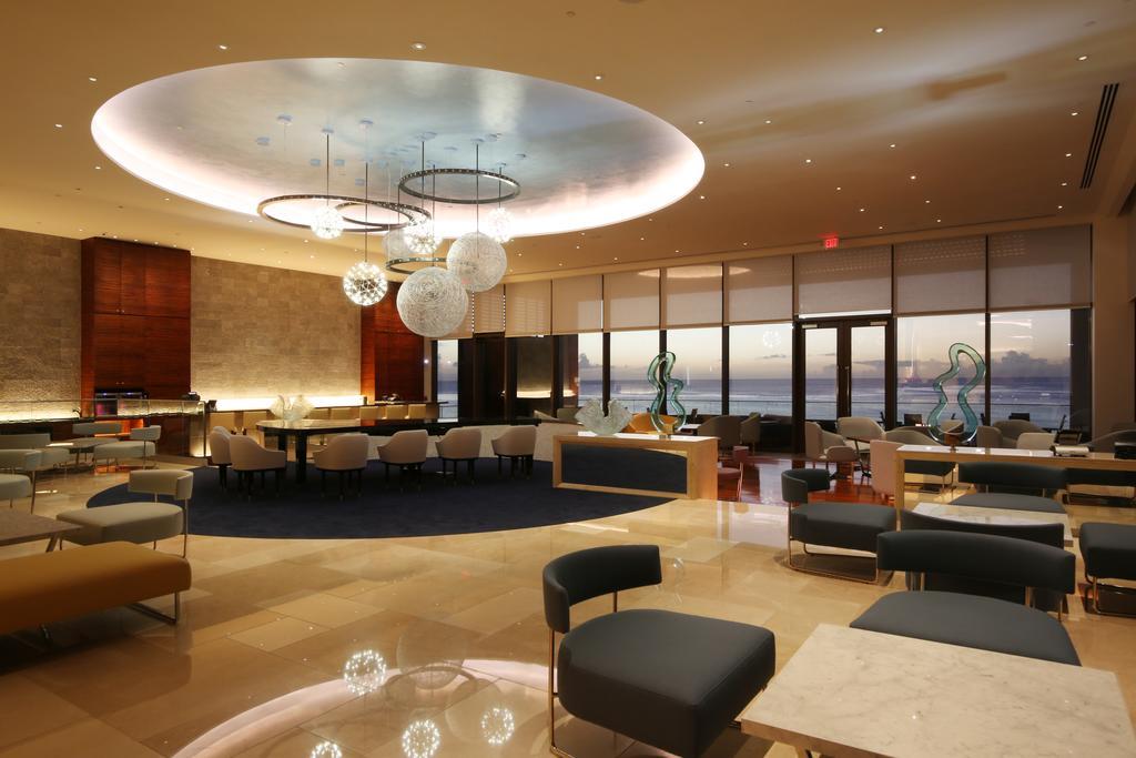 Dusit Thani Guam Resort Tumon Exterior photo